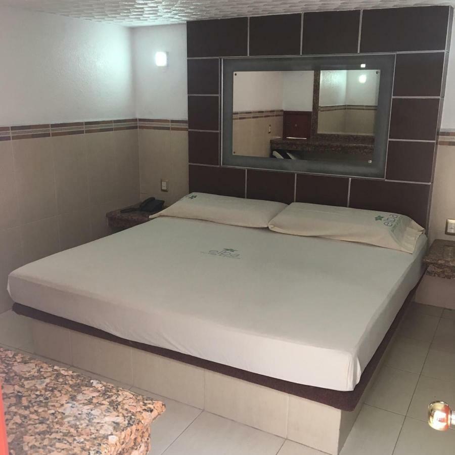Hotel & Suites Elba تولوكا المظهر الخارجي الصورة